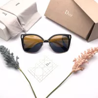 Kacamata Dior Wanita / Kacamata Hitam Dior Queen