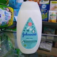 Johnsons Baby Lotion Milk and Rice 200 ml Anak Bayi 200ml Johnson