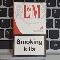 Rokok Import L&M Red