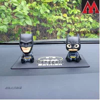 Boneka Pajangan Goyang Dashboard Mobil Batman