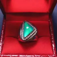 bacan doko hq biru kristal unik