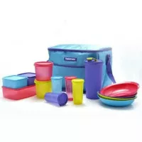 Paket tempat bekal makan Tupperware family day out set