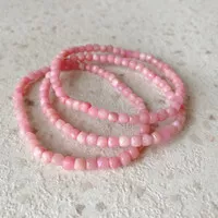 Gelang batu pink opal facet cube 4mm