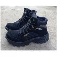  Sepatu Boots Pria Delta Tactikal Falkon Safety Ujung Besi Hitam Murah