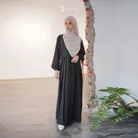 Camila Dress Black by TUBITA – Gamis Wanita Umroh dan Haji