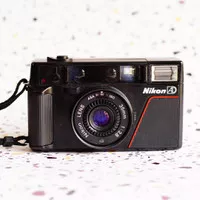 Compact Camera - Nikon L35AD Analog