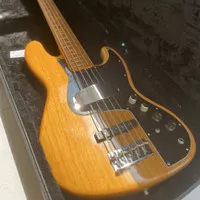 Bass Fender V Marcus Miller Natural Made in USA