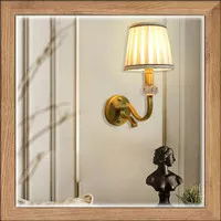 Lampu hias dinding kap kain putih tulang HOTEL CLASSIC ANTIQUE GOLD simple hommy elegan mewah light living dining table master bed side room interior dekorasi rumah ruang tamu keluarga meja makan kamar tidur apartemen cafe resto decoration lamp wall impor