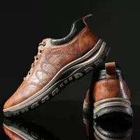 sepatu kulit pria sneakers terbaru fashion casual tgf68