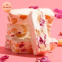 Hampers Nougat 1 Toples 180 Gram Cranberry & Almond Permen Milk Nougat