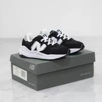 SEPATU KIDS NB BLACK WHITE ORIGINAL VIETNAM BNIB 