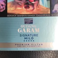 Gudang Garam Signature Mild 16 Batang - Rokok Biru Muda Slop Pak Murah