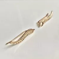 Simple Leaf Feather Earrings / Anting Tusuk Daun Korea Minimalis Cute
