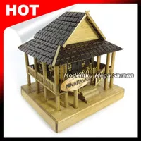 Miniatur Rumah Adat Minahasa Rumah Panggung Manado dari bambu