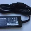 Adaptor Charger Original Netbook Toshiba 19V 1.58A