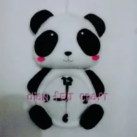 jam dinding boneka karakter panda
