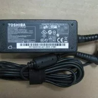 Adaptor Netbook Toshiba 19v 1.58A Original