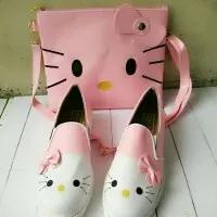 Paket Sepatu Dan Tas Hello Kitty Lucu
