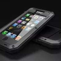 Case Anti/Tahan Banting iPhone SE/5/5s/4/4s Lunatik Otterbox Defender