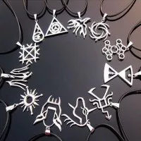 Kalung Exo Member