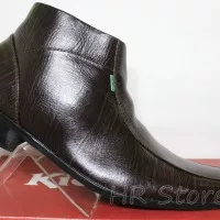 Sepatu Kickers Pantofel Pria Kulit Asli Zipper Brown Serat Kayu