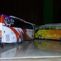 miniatur bus