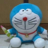 Boneka Doraemon M