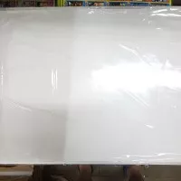 Papan Tulis Putih / Whiteboard 50x70 cm (White board 50 x 70 cm)