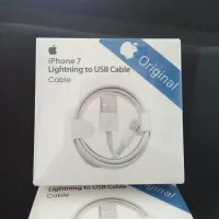 IPHONE 7 Lighting to USB Cable Kabel Data Charger IPHONE 7 ORIGINAL