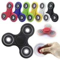 Fidget Spinner Tri Hand Toys - Mainan Tangan Putar