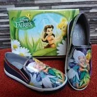 sepatu disney