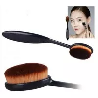 Oval Brush Foundation Make Up Tool - Black