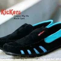 sepatu slop kickers pria terbaru. sz 39-43. bonus kaos kaki