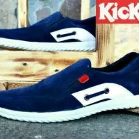 sepatu casual slop pria kickers kulit suede biru