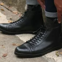 Sepatu Boston Legion fullblack