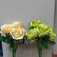 Bunga Artificial Rose Mawar x7 ( Kuning dan Hijau )