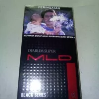 Rokok Djarum Super MLD Hitam 12