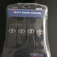 Foxco Door Guard - Pelindung Pintu Mobil Logo Toyota Avanza Innova