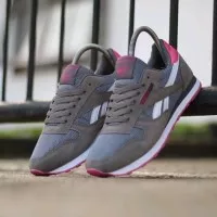 Sepatu Sneakers Wanita Reebok Classic - Sepatu Olahraga Gym Fitnes