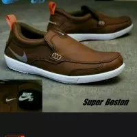 sepatu boston nike