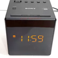 Radio FM/AM Clock Digital Sony ICF-C1