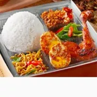 Nasi Kotak box paket Istimewa halal enak non msg