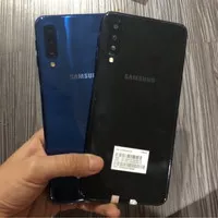 Samsung Galaxy A7 2018 / 128GB Ram 4GB / Mulus / Second Fullset