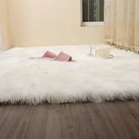 Karpet Bulu Kain Bulu Korea Putih Panjang Russian Fur White