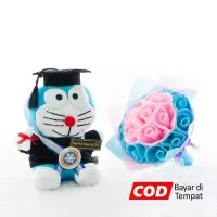 Paket Hemat Boneka Wisuda Doraemon dan Buket Bunga Wisuda Flanel Kado