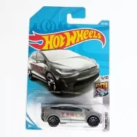 Hot Wheels Tesla Model X Abu-abu HW Metro Mainan Mobil Hotwheels