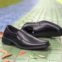 sepatu kickers pria /formal sepatu pantofel kickers casual formal