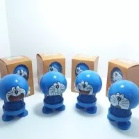 Boneka Perr Goyang Pajangan Mobil Kepala Goyang Emoji Doraemon Toys