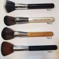 POWDER BRUSH BLUSH BRUSH KUAS BOBBI BROWN