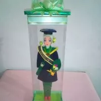 Boneka Barbie Wisuda Mini